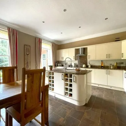 Image 3 - Brandesburton Hall, Brandesburton Road, Brandesburton, YO25 8QS, United Kingdom - Townhouse for sale