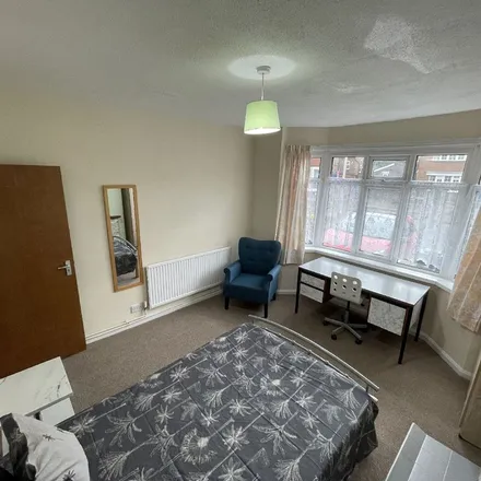 Image 5 - 23 Broadgate, Beeston, NG9 2HD, United Kingdom - Apartment for rent