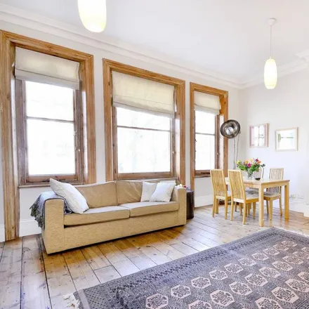 Rent this 2 bed apartment on Belsize Park House in 59-60 Belsize Park, London