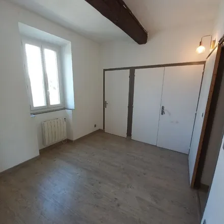 Rent this 2 bed apartment on 3 Rue de Versailles in 84270 Vedène, France