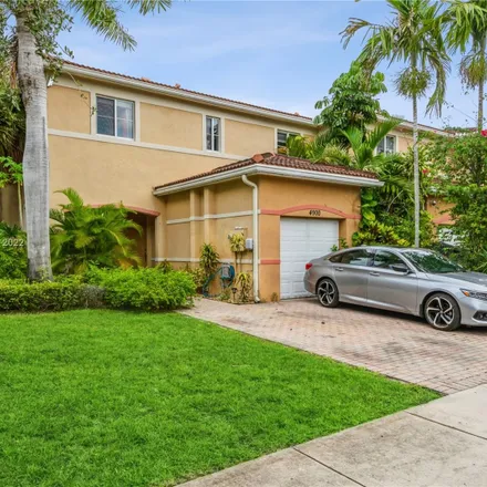 Image 1 - 4916 White Mangrove Way East, Avon Park, Dania Beach, FL 33312, USA - Townhouse for sale