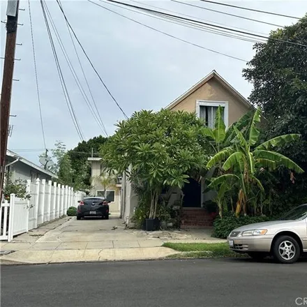 Buy this 5 bed house on 362 West 16th Street in Los Angeles, CA 90731