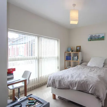 Image 5 - 36 De Laune Street, London, SE17 3UT, United Kingdom - Apartment for rent