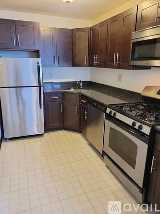 Rent this 1 bed apartment on 1311 Lombard St