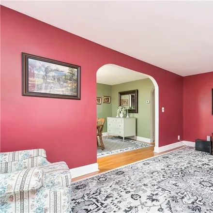 Image 6 - 433 Newfield Street, Newfield Heights, Middletown, CT 06457, USA - Townhouse for sale