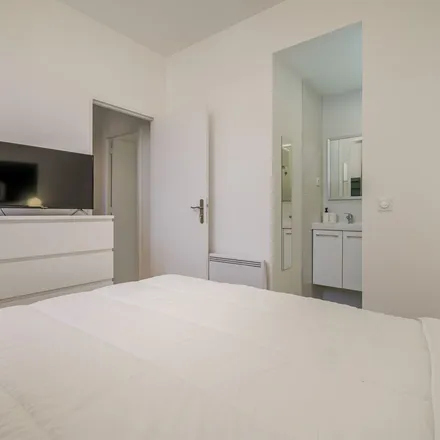 Rent this 1 bed apartment on 17 Rue Vincent Leblanc in 13002 Marseille, France