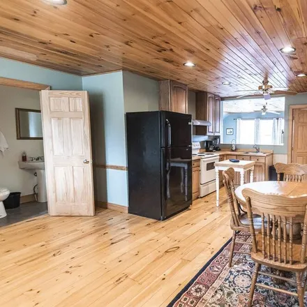 Rent this 1 bed apartment on Harpers Ferry
