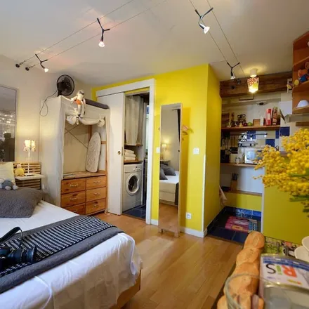 Rent this studio apartment on Rue Froissart in 75003 Paris, France