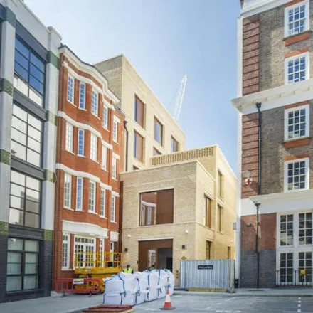 Buy this 2 bed apartment on Stem + Glory in Middlesex Passage, London