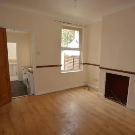 Image 3 - Gertrude Road, Norwich, NR3 4SD, United Kingdom - Townhouse for rent
