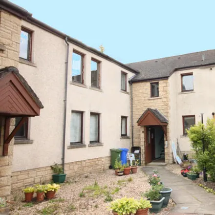 Rent this 3 bed apartment on unnamed road in Bridge of Allan, FK9 4DL