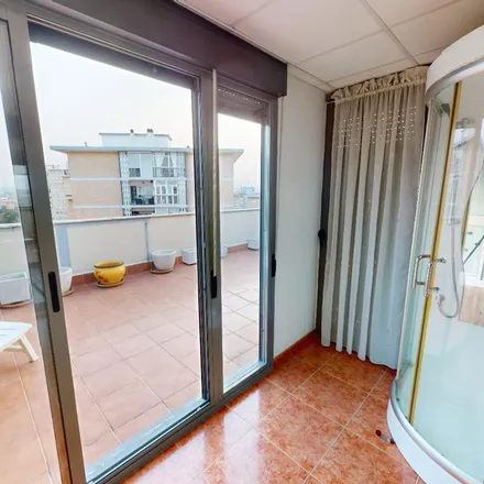 Rent this 3 bed apartment on Plaza de Nuestra Señora del Pilar in 50001 Zaragoza, Spain
