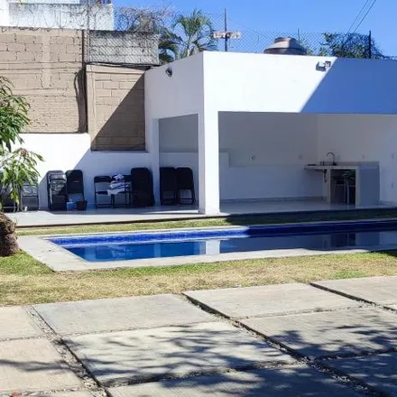 Buy this 2 bed apartment on Calle 10 de Diciembre in Vicente Estrada Cajigal, 62460 Cuernavaca