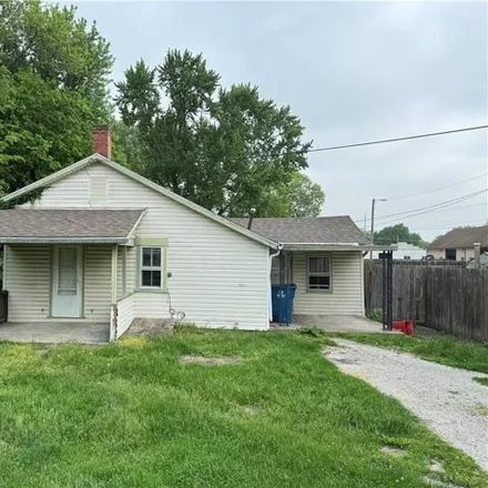 Buy this 3 bed house on 193 West Plum Street in Tipp City, OH 45371