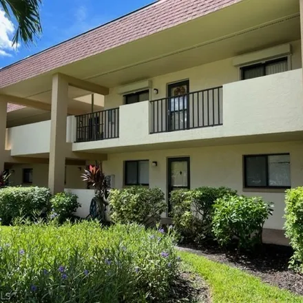 Rent this 2 bed condo on Mariner Way in Lee County, FL 33919