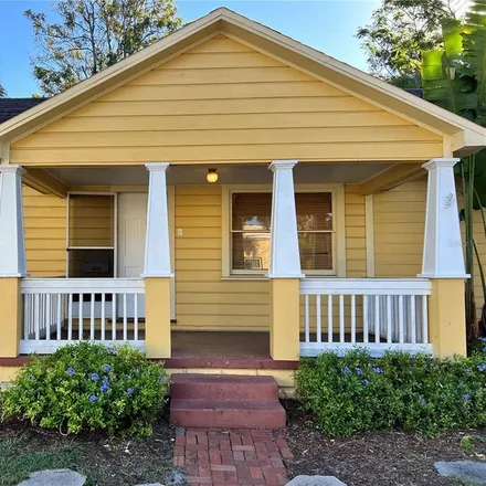 Rent this 3 bed house on 1925 Jackson Street North in Saint Petersburg, FL 33704