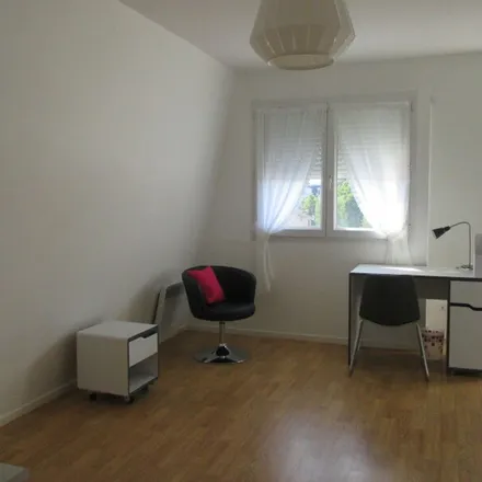 Rent this 2 bed apartment on 79 Route d'Olivet in 45100 Orléans, France