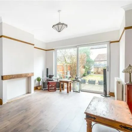 Image 3 - Bromley Common, Chatterton Village, London, BR2 9ST, United Kingdom - Duplex for sale