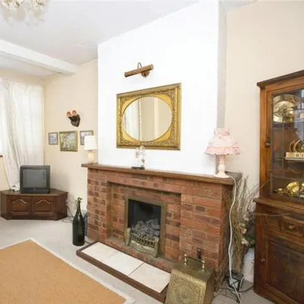 Image 6 - White Horse Road, Londres, London, E6 - House for sale