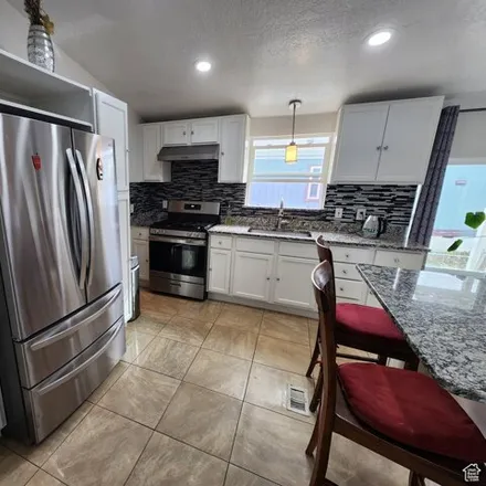 Image 3 - 1266 3655 South, West Valley City, UT 84119, USA - Apartment for sale