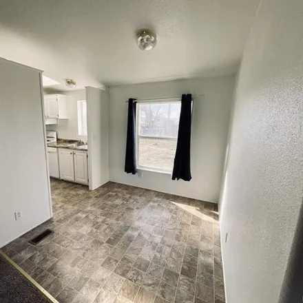 Image 8 - 1448 Lahontan Street, Silver Springs, NV 89429, USA - Apartment for sale