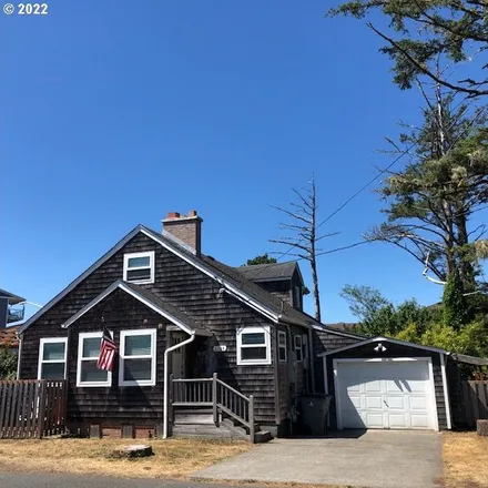 Buy this 3 bed house on 2264 South Columbia Street in Seaside, OR 97138