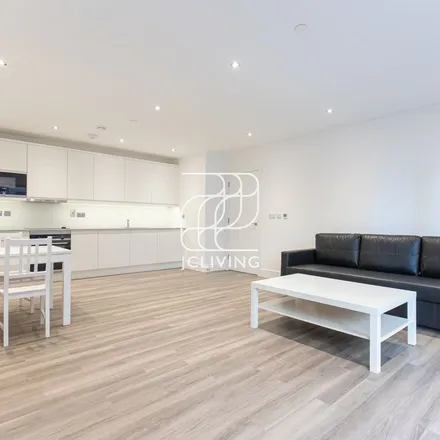 Rent this 2 bed apartment on unnamed road in London, NW9 4EY