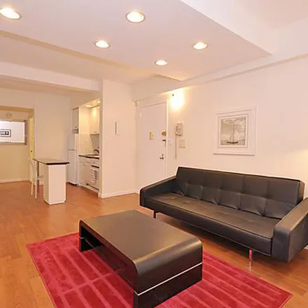 Image 3 - 458 West 49th Street, New York, NY 10019, USA - Apartment for rent