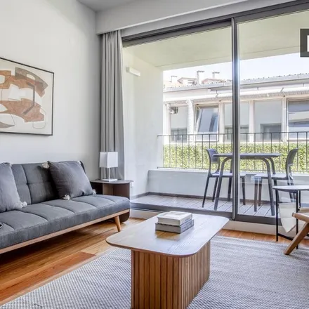 Rent this 2 bed apartment on Avenida Casal Ribeiro 17 in 1000-092 Lisbon, Portugal