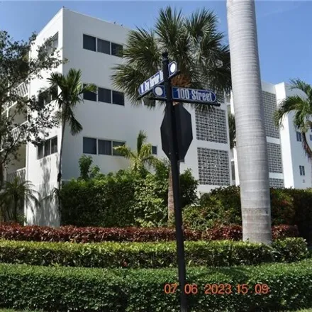 Image 1 - 10001 West Bay Harbor Drive, Bay Harbor Islands, Miami-Dade County, FL 33154, USA - Condo for rent