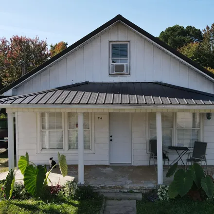 Image 1 - Maple Street, Russell Springs, Russell County, KY 42642, USA - House for sale