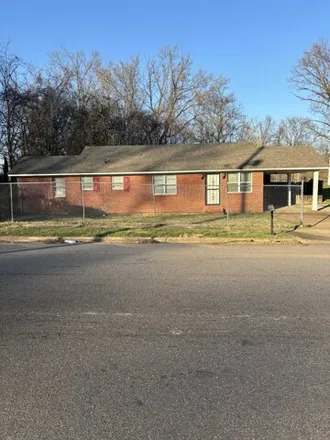 Buy this 3 bed house on Raleigh-Millington Road in Memphis, TN 38128