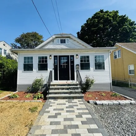 Buy this 2 bed house on 287 Jackson Avenue in Bridgeport, CT 06606