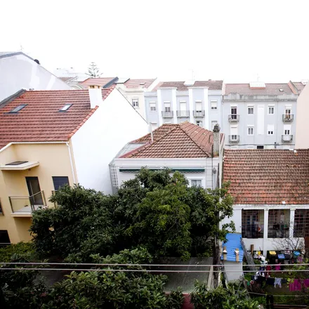 Rent this 5 bed room on Rua da Beneficência in Rua Carlos Reis, 1600-093 Lisbon