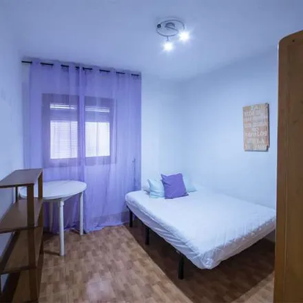 Image 7 - Carrer d'Antonio Ponz, 1, 46011 Valencia, Spain - Apartment for rent