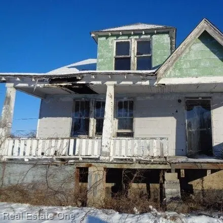 Buy this 3 bed house on 16396 Turner Street in Detroit, MI 48221