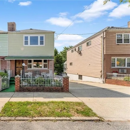 Buy this 3 bed house on 3021 Grace Avenue in New York, NY 10469