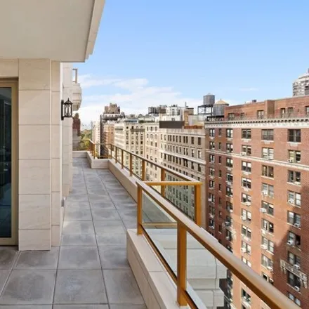 Image 4 - 124 East 86th Street, New York, NY 10028, USA - Condo for sale