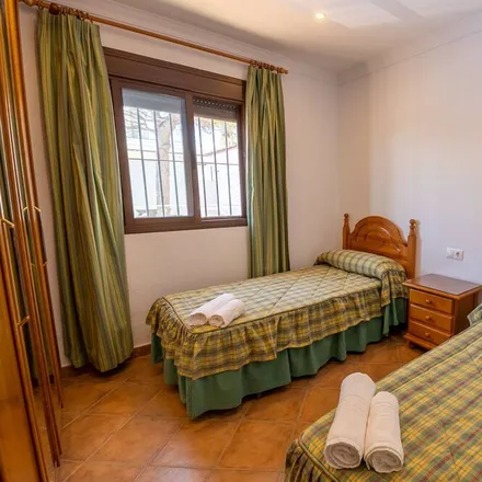 Image 6 - Chiclana de la Frontera, Andalusia, Spain - Apartment for rent