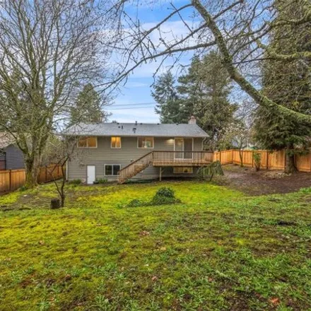 Image 3 - 4003 Southwest 98th Street, Seattle, WA 98136, USA - House for sale