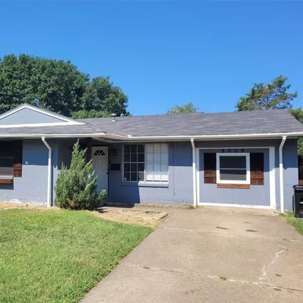 Rent this 3 bed house on 2009 Narobi Pl in Mesquite, Texas