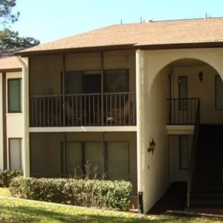 Rent this 3 bed condo on 1673 Pine Ridge Way West in Palm Harbor, FL 34684