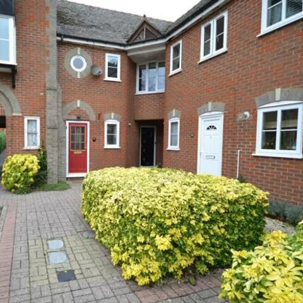 Rent this 2 bed house on Coley Holybrook Walk in Reading, RG1 6DS
