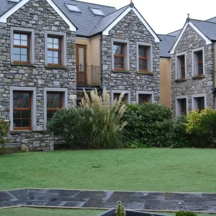 Rent this 2 bed townhouse on Mustang Sally's American Diner in 10 Arbory Street, Castletown