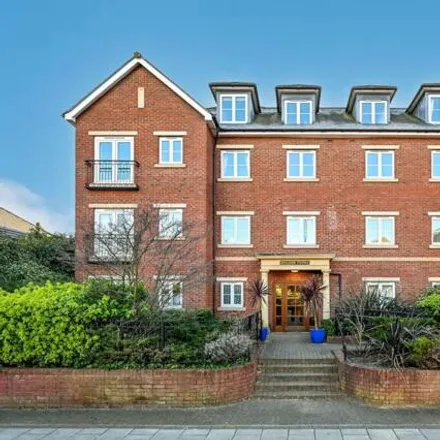 Image 2 - Westgate House, London Road, London, TW7 4AR, United Kingdom - Apartment for sale