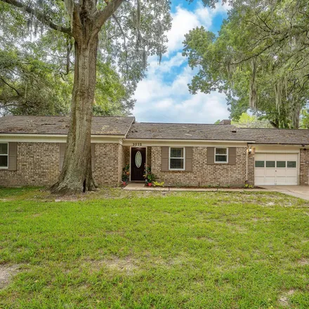 Buy this 3 bed house on 3035 Mink Point Boulevard in Mink Point Plantation, Beaufort