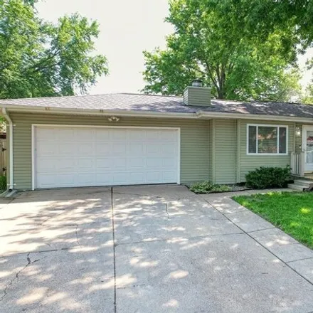 Buy this 4 bed house on 3011 Diadem Drive in Lincoln, NE 68516