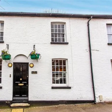 Rent this 2 bed townhouse on 95 Greys Road in Henley-on-Thames, RG9 1TD