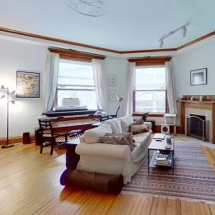 Rent this 3 bed apartment on #3,33 East Division Street in Gold Coast, Chicago
