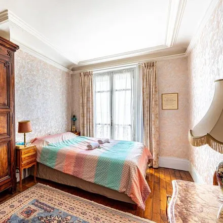 Rent this 2 bed apartment on Ligue île-de-France du Sport Universitaire in 9F Voie BF/14, 75014 Paris